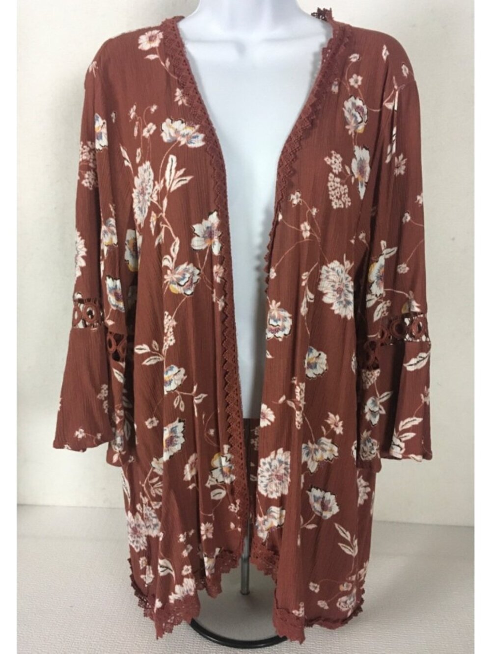 Maurices Open Front Cardigan Size XXL Rusty Brown w White Pink Flowers Lace Trim